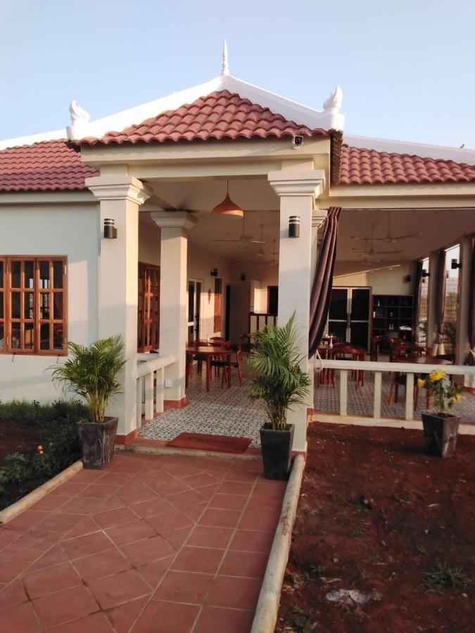 Koh Ker Hotel And Restaurant Phumi Moreal Ngoại thất bức ảnh